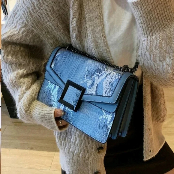 Snakeskin Embossed Square Bag Small Flap Chain Strap - Picture 3 of 5